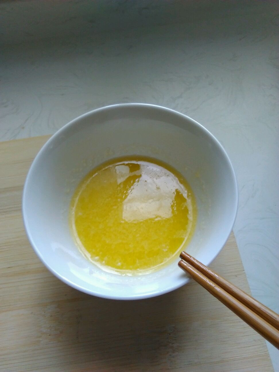 蒜香馒头片的做法图解1