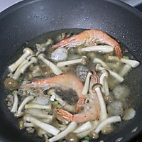 海鲜菌菇汤的做法图解19