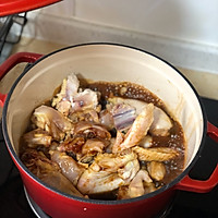 铁铸锅焖鸡的做法图解4