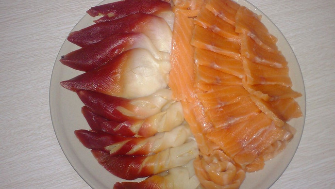 北极贝.三文鱼刺身拼盘