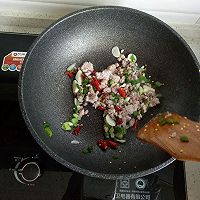 干煸豆角的做法图解4