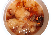 银耳桃胶牛奶羹的做法