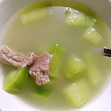 冬日暖胃：萝卜羊肉汤