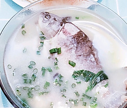 鲜美营养奶白鱼汤的做法