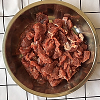 黑椒牛肉的做法图解1