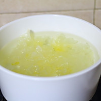 冰糖雪梨银耳荸荠汤的做法图解2