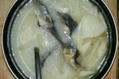 鱼头竹笋汤