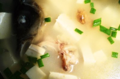 鱼头豆腐汤