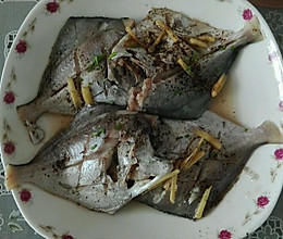 锡纸烤小鲳鱼的做法