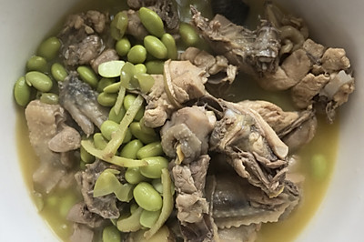 毛豆炖鸡块