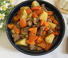 胡萝卜土豆焖羊肉的做法