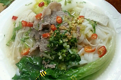 大喜大牛肉粉试用––肥牛河粉汤