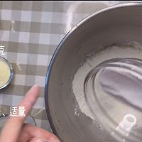 日式牛奶肉松面包卷（视频）的做法图解5