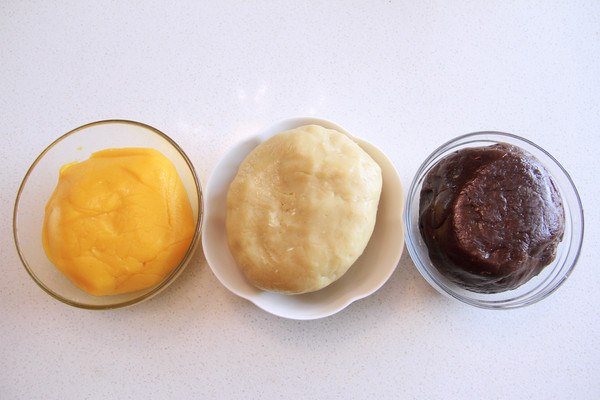 自制月饼馅：豆沙、莲蓉、奶黄