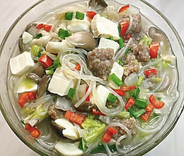 #外婆乡炒出火锅香# 豆腐粉丝牛滑汤的做法