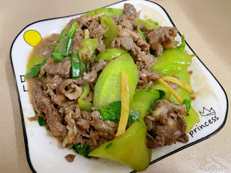 青瓜炒牛肉的做法