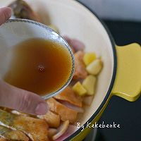 珐琅锅焗鲈鱼的做法图解5