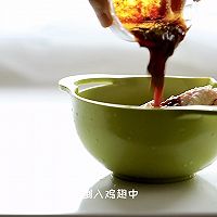 #美食视频挑战赛#无油蒜香蜂蜜烤鸡翅的做法图解6