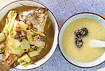 #炎夏消暑就吃「它」#红枣小米粥配罗非鱼炖小白菜的做法