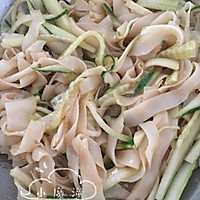 简便快捷的凉皮的做法图解17