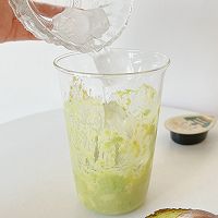 牛油果生椰拿铁的做法图解7