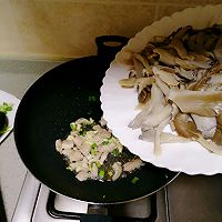鲜蘑炒肉的做法图解5