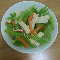 凉拌芹菜腐竹的做法图解5