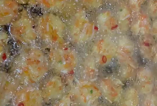 炸菜丸子的做法