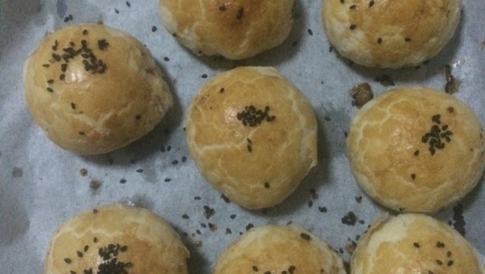 豆沙蛋黄酥