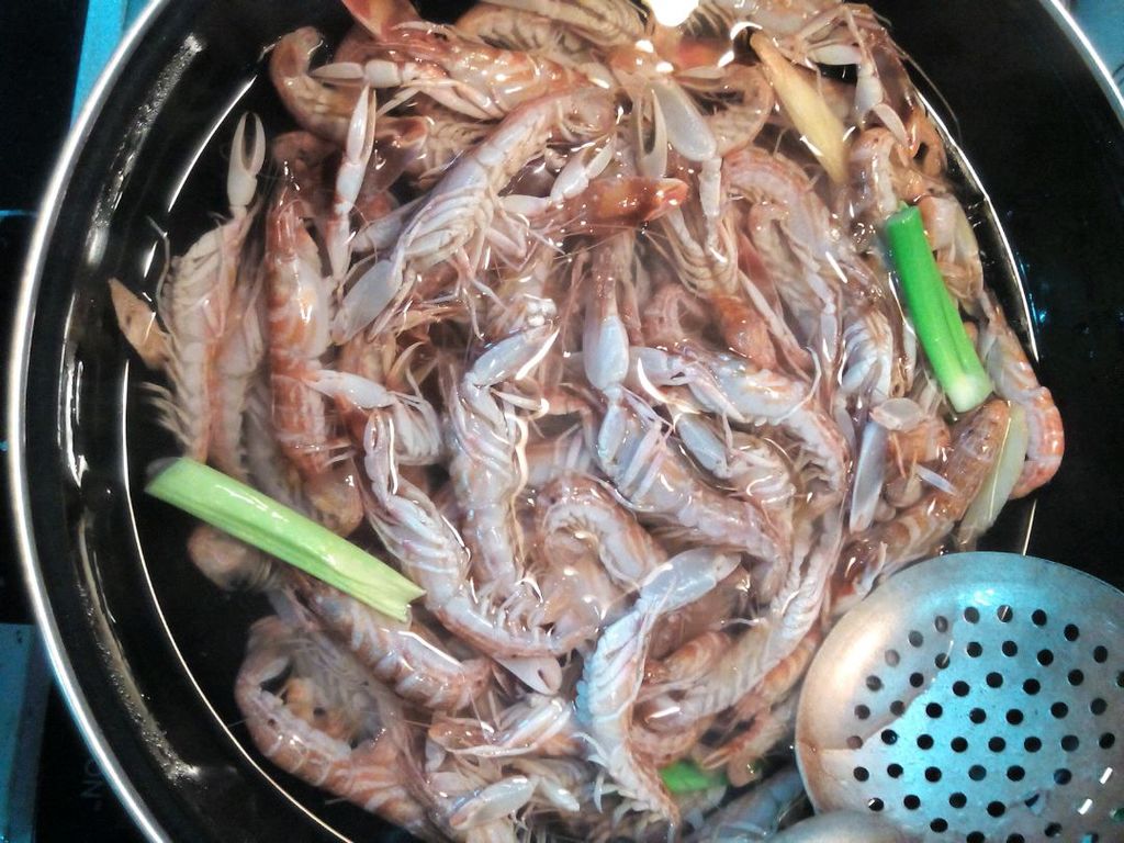 水煮虾怎么做_水煮虾的做法_豆果美食