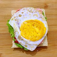 火腿鸡蛋三明治的做法图解10