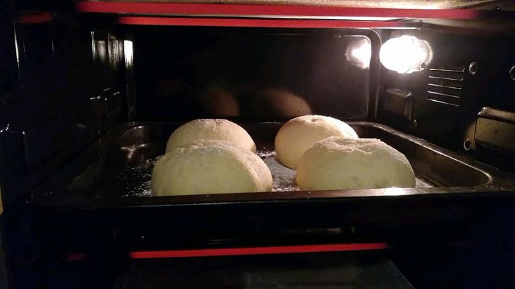 奶酪椰油欧包的做法
