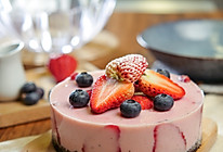 草莓酸奶慕斯蛋糕，无需烤箱！酸甜低脂又健康！的做法