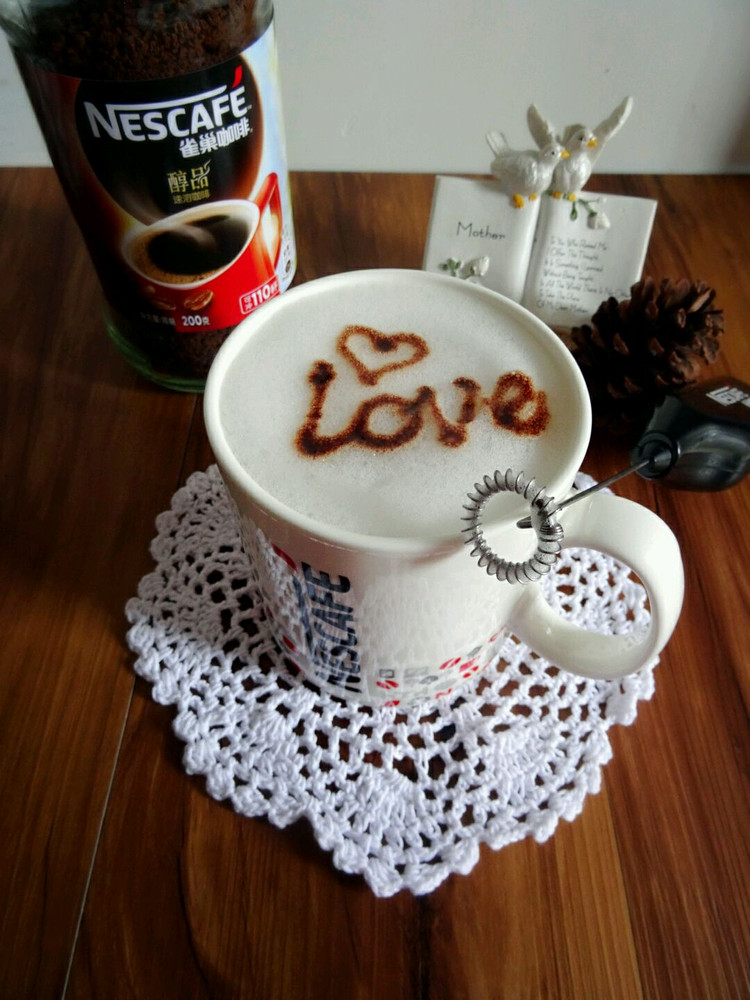 #变身咖啡大师之英文字母图案卡布奇诺咖啡的做法