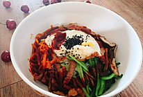 韩剧用勺吃的韩式拌饭的做法
