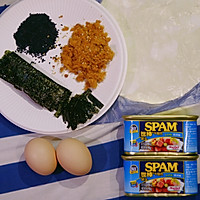 眼睛都冒出口水的午餐肉海苔肉松卷它来啦！的做法图解1