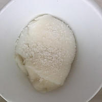 麻辣过瘾的麻辣金菇牛百叶小火锅的做法图解1