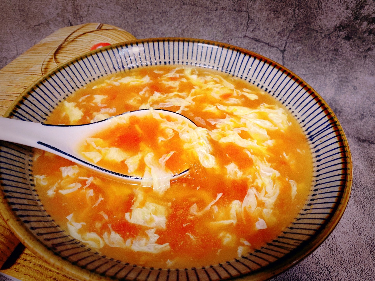 西红柿鸡蛋汤，这样做，色香味俱全！-搜狐吃喝