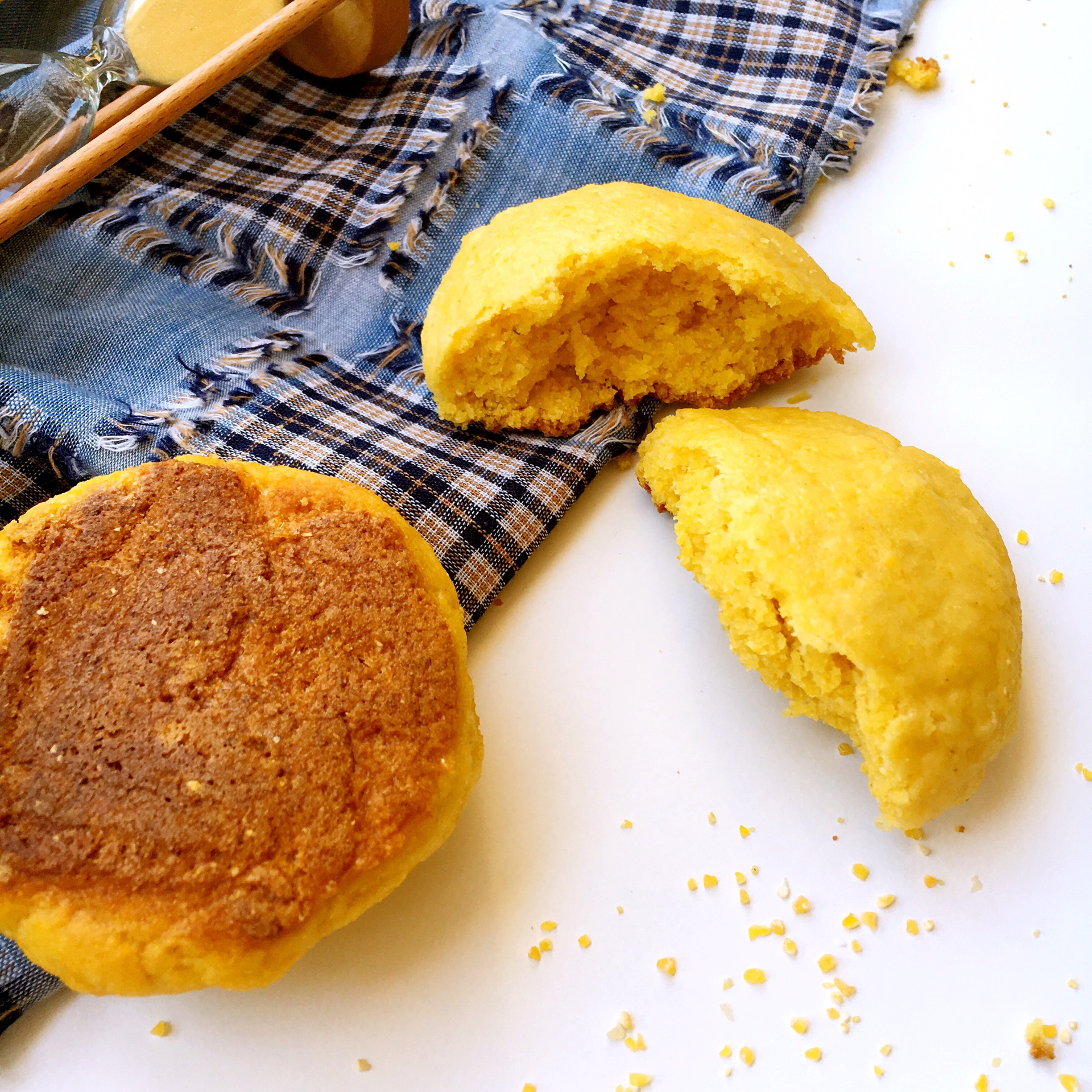 玉米饼的做法_玉米饼怎么做_玉米饼的家常做法_三光【心食谱】