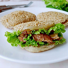 酱酱棒骨芝麻饼