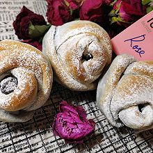 玫瑰花型面包：浪漫可以多一点！
