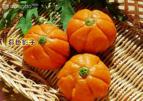 金桔豆沙包