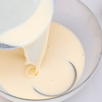 西瓜草莓千层蛋糕的做法图解7