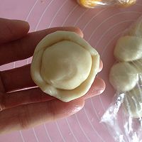 南瓜椰蓉开口笑之详细过程的做法图解9
