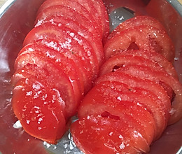 糖拌西红柿的做法