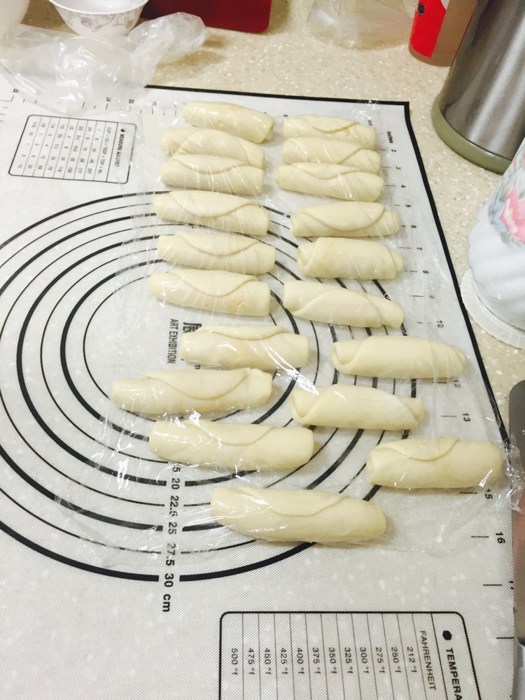蛋黄酥简便做法 20颗的做法图解4