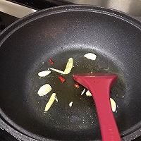 金不换炒花甲的做法图解2