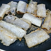 香煎带鱼的做法图解5