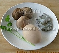虾仁香菇炖蛋的做法图解1