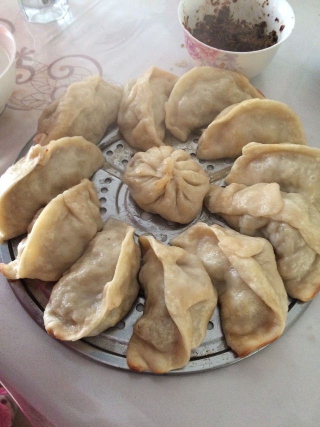 巨型饺子